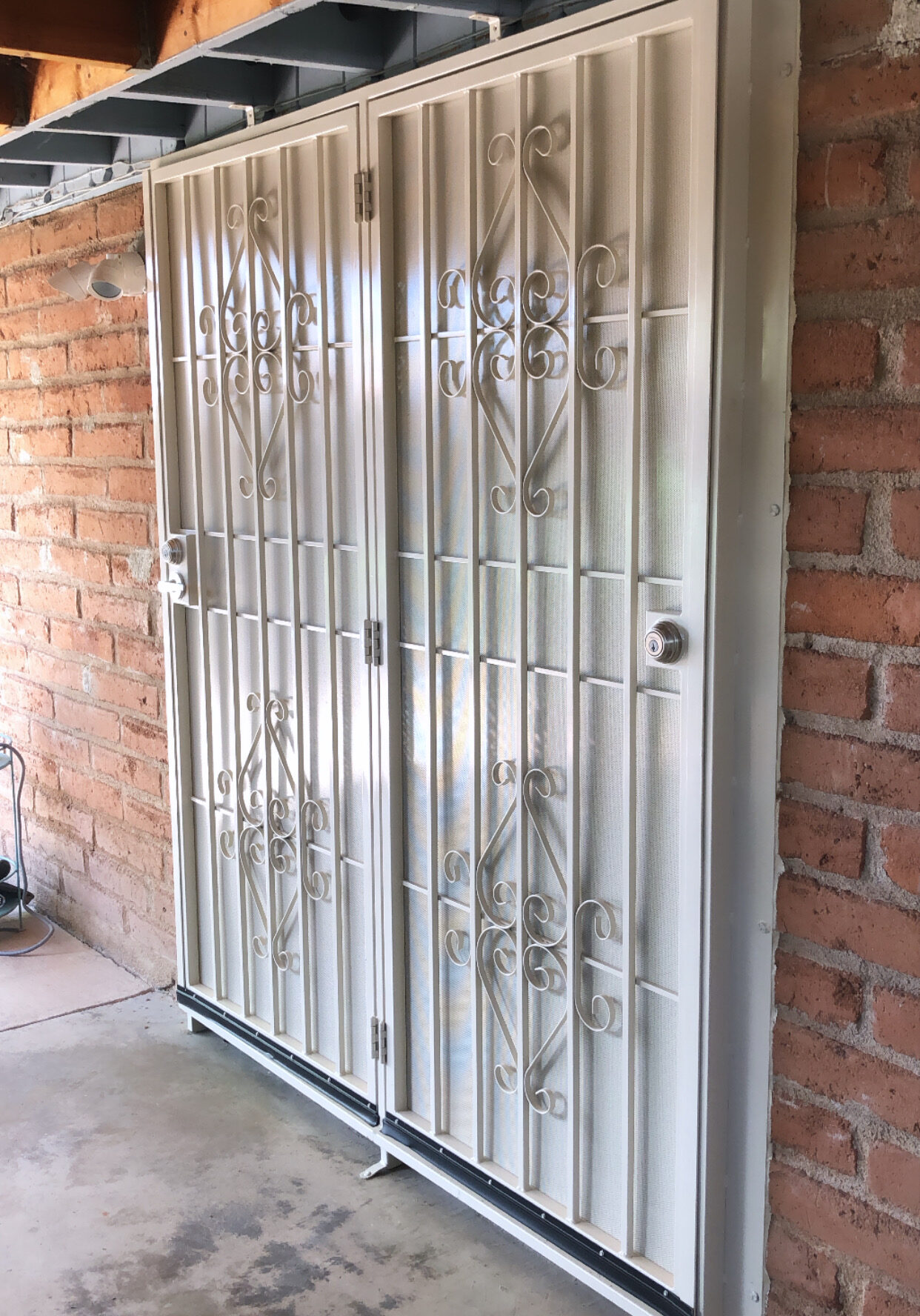 A5A0152C-6CE5-49FC-91EC-E8AE03DBBF09