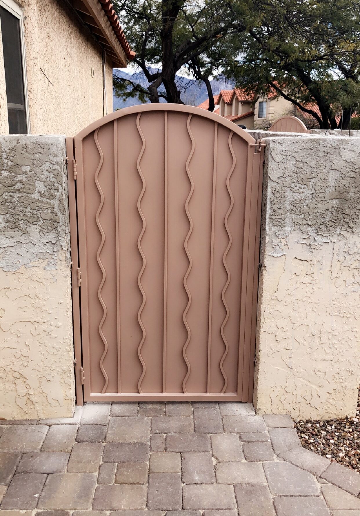 CAE61EC2-CCD7-4A0A-9DBC-78C764965B89